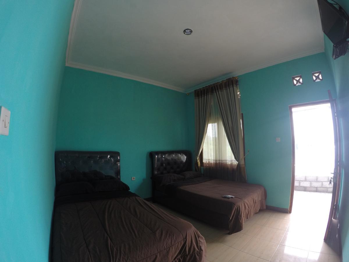 Omah Sundak Homestay Tepus Exterior photo
